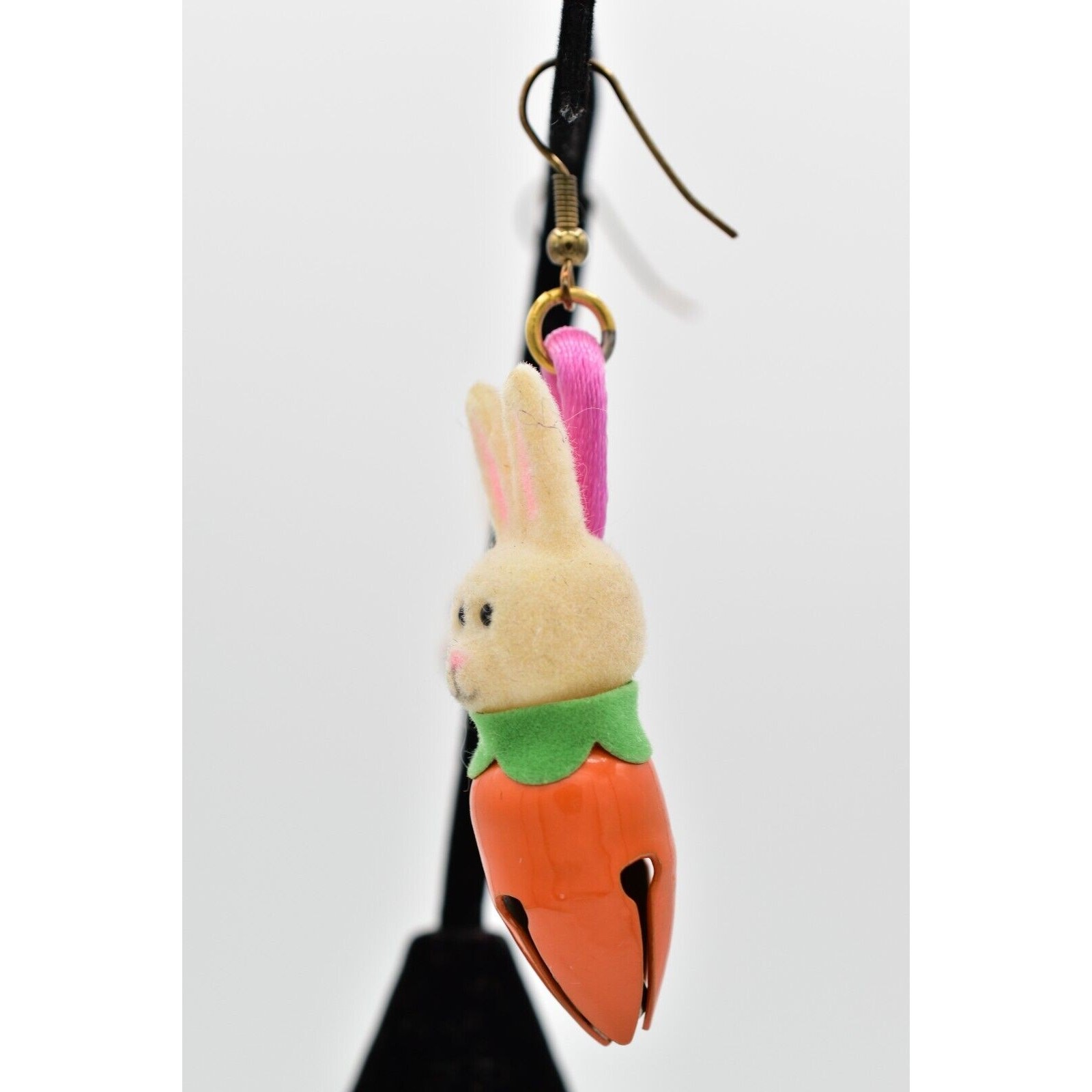 Vintage Easter Bunny Earrings White Velvet Rabbit Carrot Bell Dangle 1980s 9D