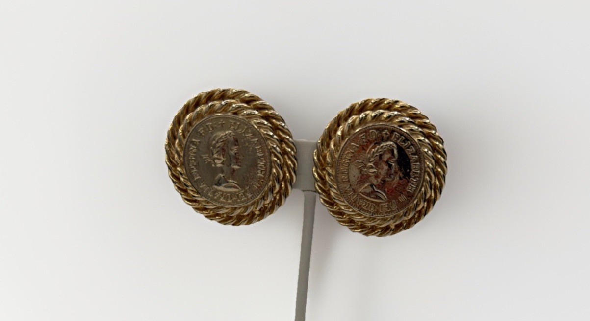 Vintage Gay Boyer Clip On Earrings – Gold‑Tone Coin Design, Signed