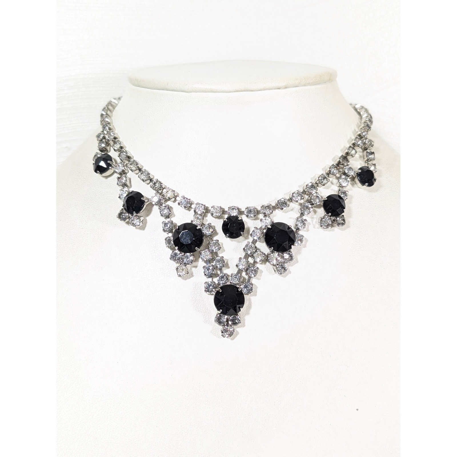 Vintage Black Clear Rhinestone Choker Necklace Silver Tone Bib Statement 15″