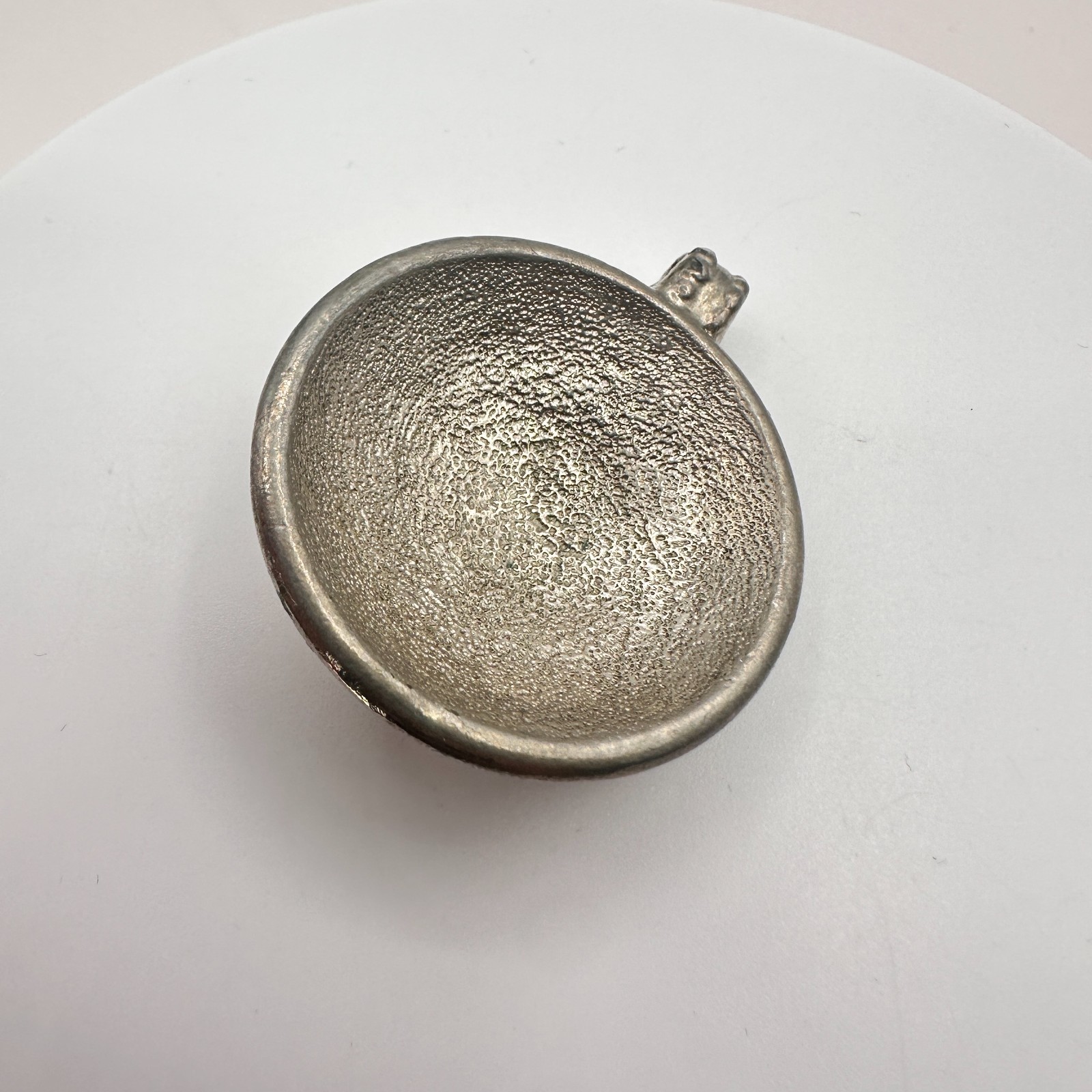 Vintage 90s SilverTone Black Glass Cabochon Shield Pendant Boho Etruscan Jewelry
