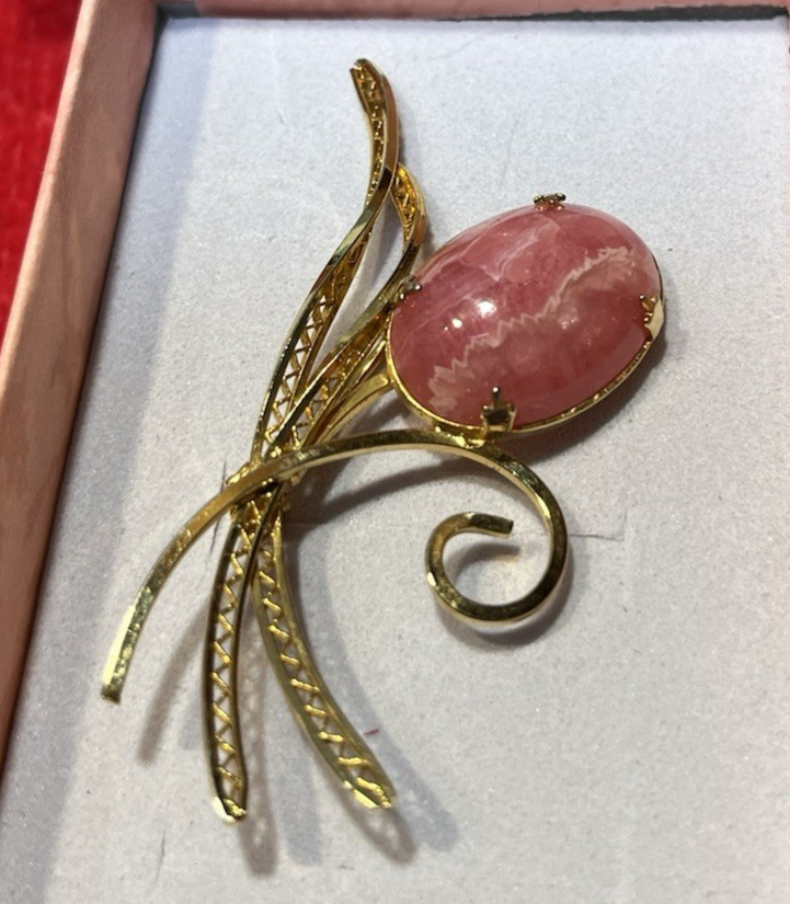 Vintage 1/20 12K Gold Filled Brooch & Oval Rhodochrosite 3/4″ L Gold Stem & Leaf