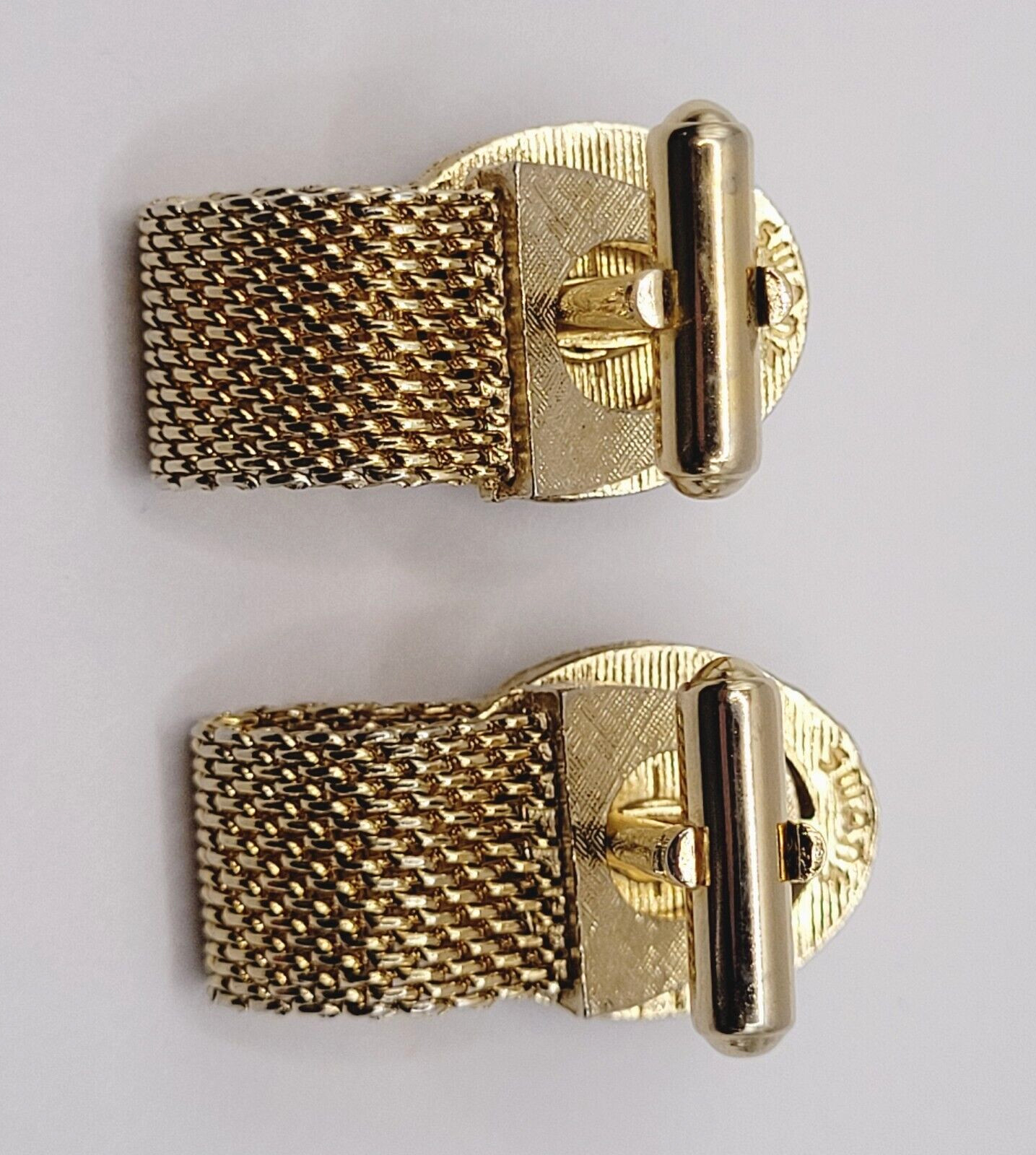 Swank Brown Lucite Tigers Eye Cabochon Center Gold Mesh Wrap Fancy Cufflinks