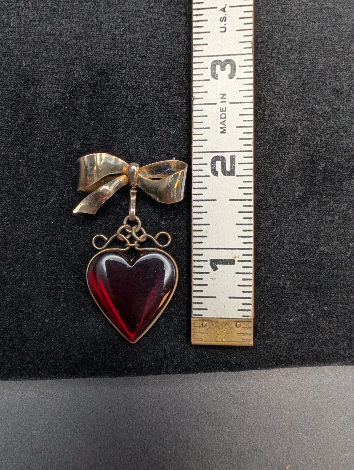 Beautiful Vintage Brooch/Pin Bow w/ Red Heart Pendant 1/20 12K GP Over Silver
