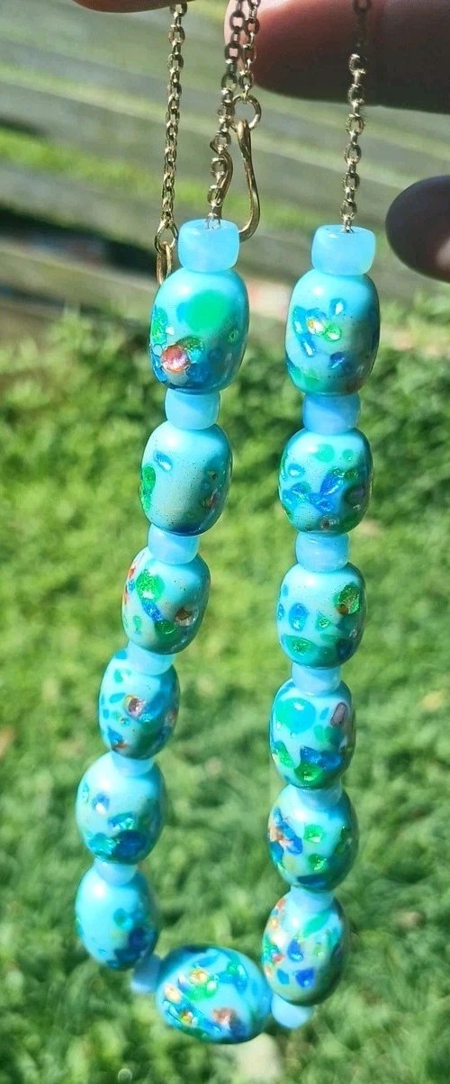 SALE VINTAGE JAPAN FOIL RAINBOW CONFETTI GLASS BARRELL SLIDE CHAIN NECKLACE SET