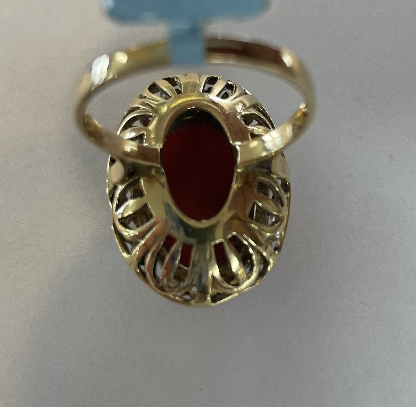Vintage 18k Yellow Gold 17.5mm by 12mm Oval Coral Filigree Ring, Size 7 – 7.2 Gr