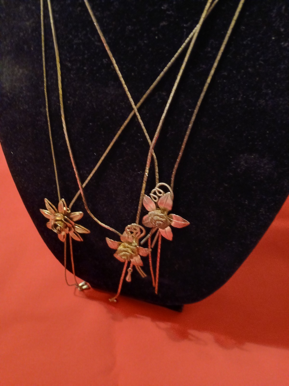 10 assorted necklaces, silver, goldtone, black, white, add-a-beads, roses