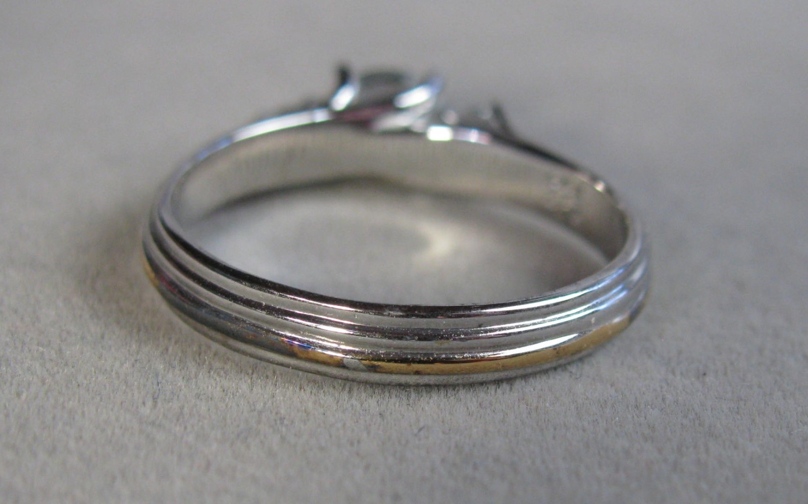 Sterling Silver White Topaz Triple Stone Ring 2.1g Size 10 BGE #B175