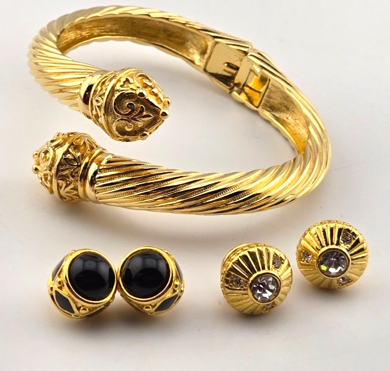 Joan Rivers Gold Plated Cuff Rope Bracelet Hinged 3 Sets of End Caps Signed