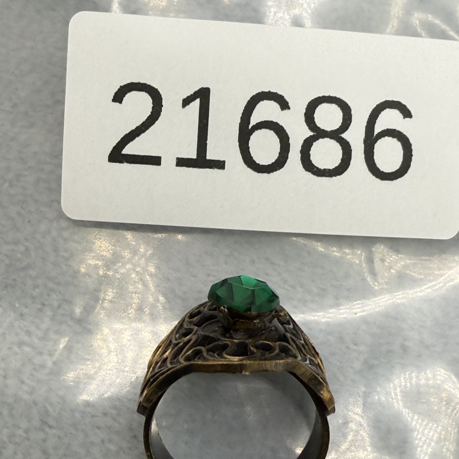 Vintage Rhinestone Ring Dark Green Gold Tone Size 8