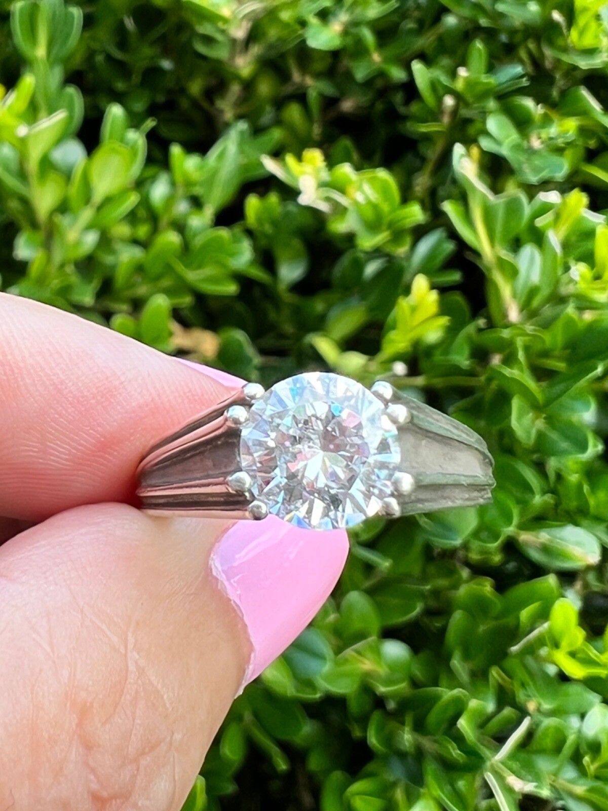 VINTAGE ROUND CZ TENSION SETTING RING 925 SS HEART DETAIL ENGAGEMENT WEDDING