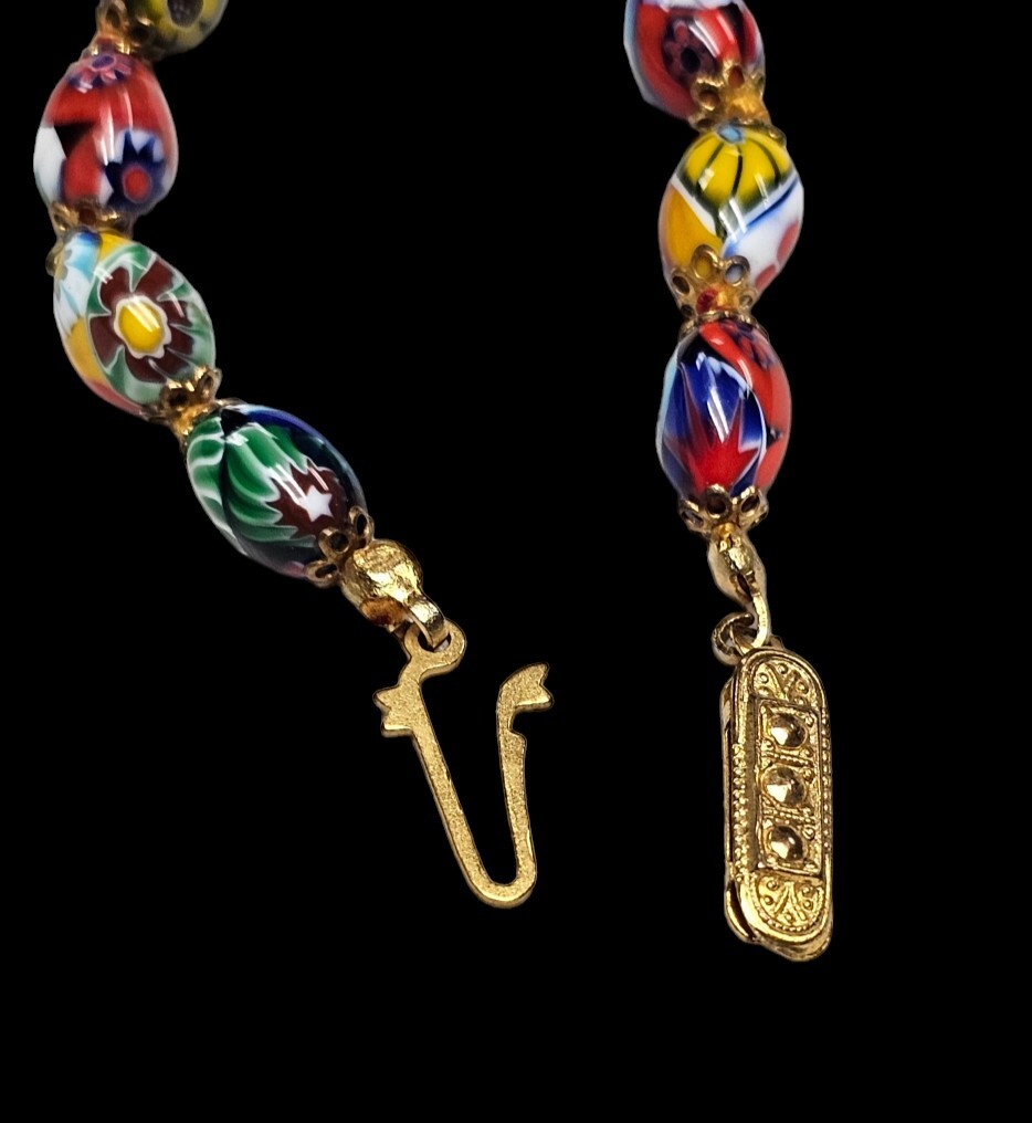 Vintage Colorful Italy Millifiori Glass Bead Hand Knot Gold Metal 7.5″ Bracelet