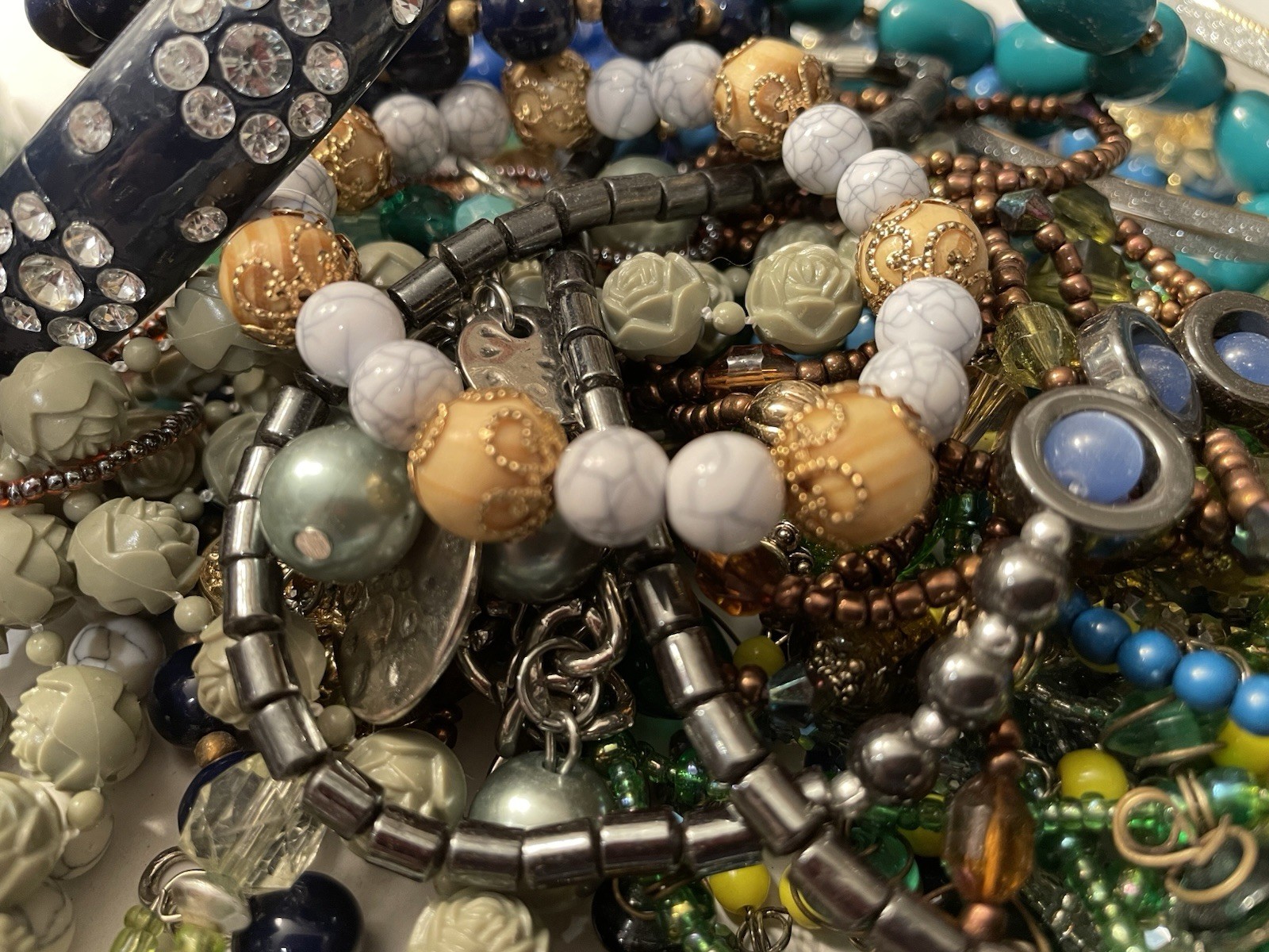 4Lb Mixed Mystery Jewelry Lot Vintage Mod Boho Beaded Necklaces Bracelets
