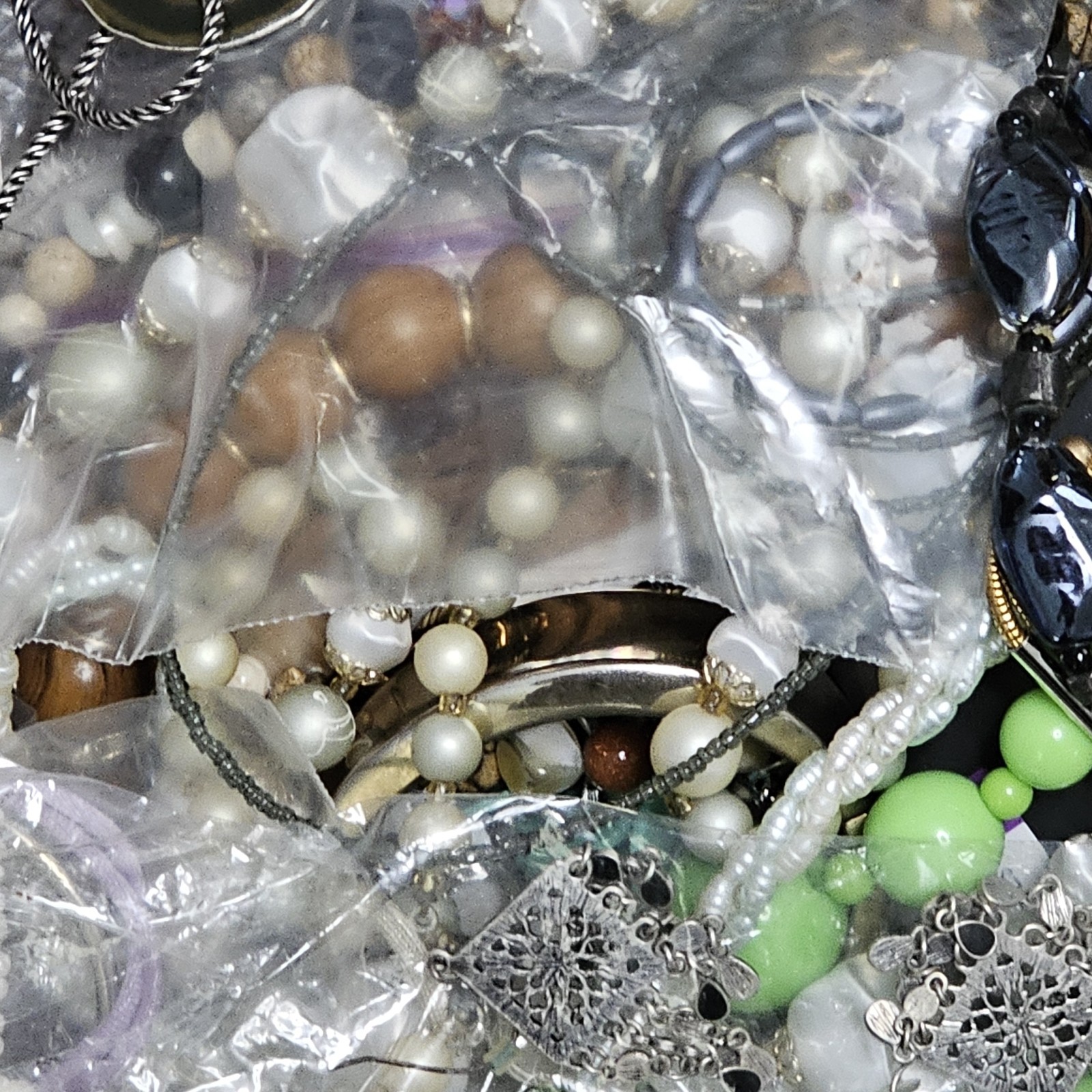 1 Pound VTG To Modern FASHION JEWELRY Lot Wearable Reuse Resell See Description