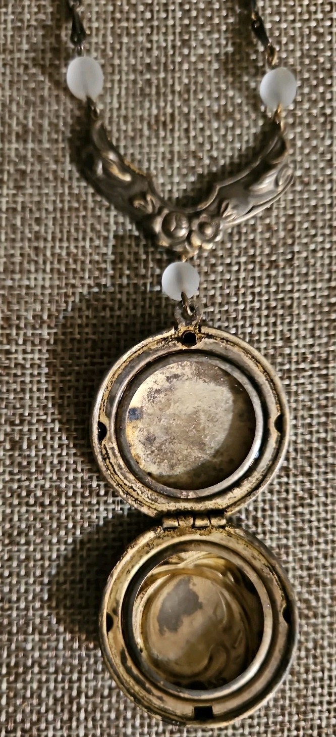 Pididdy Links Opening Locket