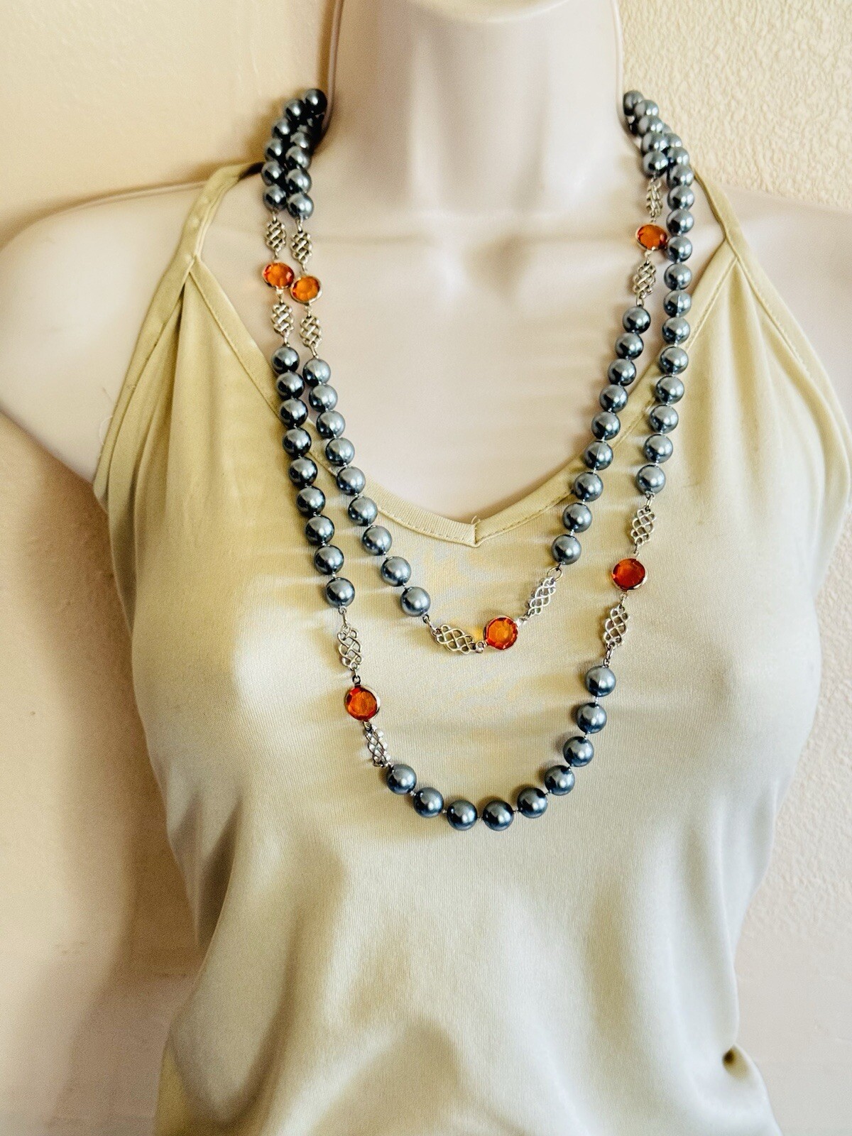 VTG Open Bezel Necklace pearl strand Acrylic Silver Extra Long Runway Beaded 80s
