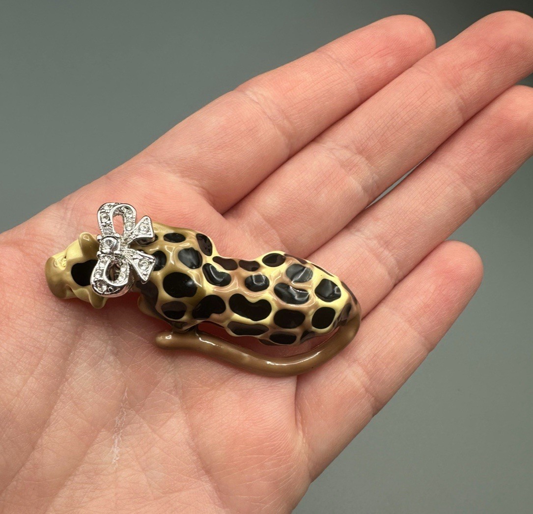 Signed KJL Kenneth Jay Lane Leopard With Crystal Bow Brooch Pin