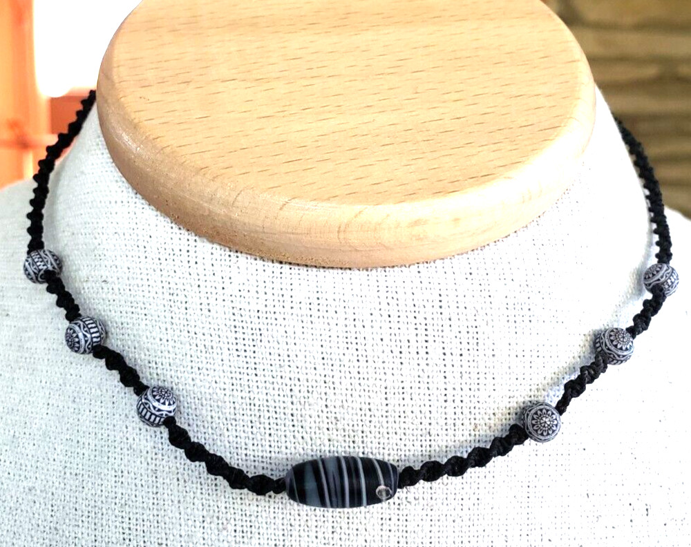 Vintage Banded Agate Glass Hemp Macrame Choker Necklace 14.5″ Black Cord