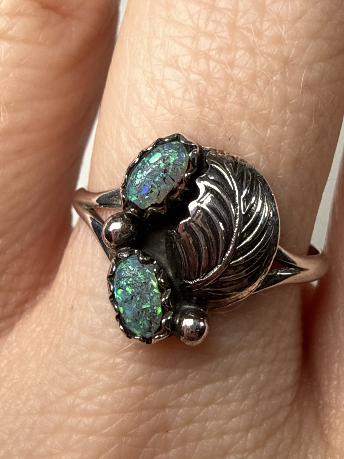 VTG Sterling Silver Navajo Lab Blue Fire Opal Leaf Ring Size 6.75