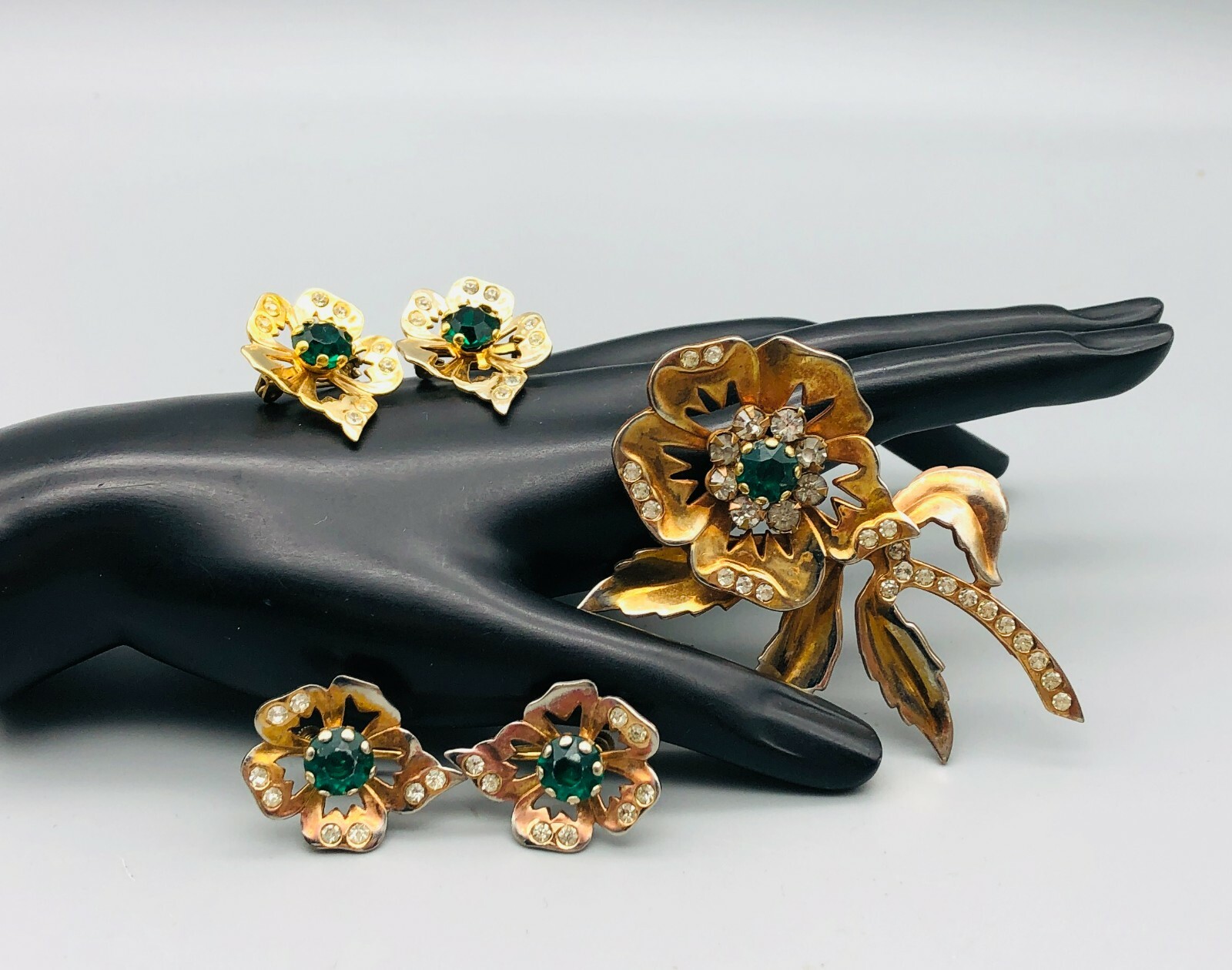 Vintage Gold Filled & Dark Green Rhinestones Flower Brooch Pins&Earrings Set