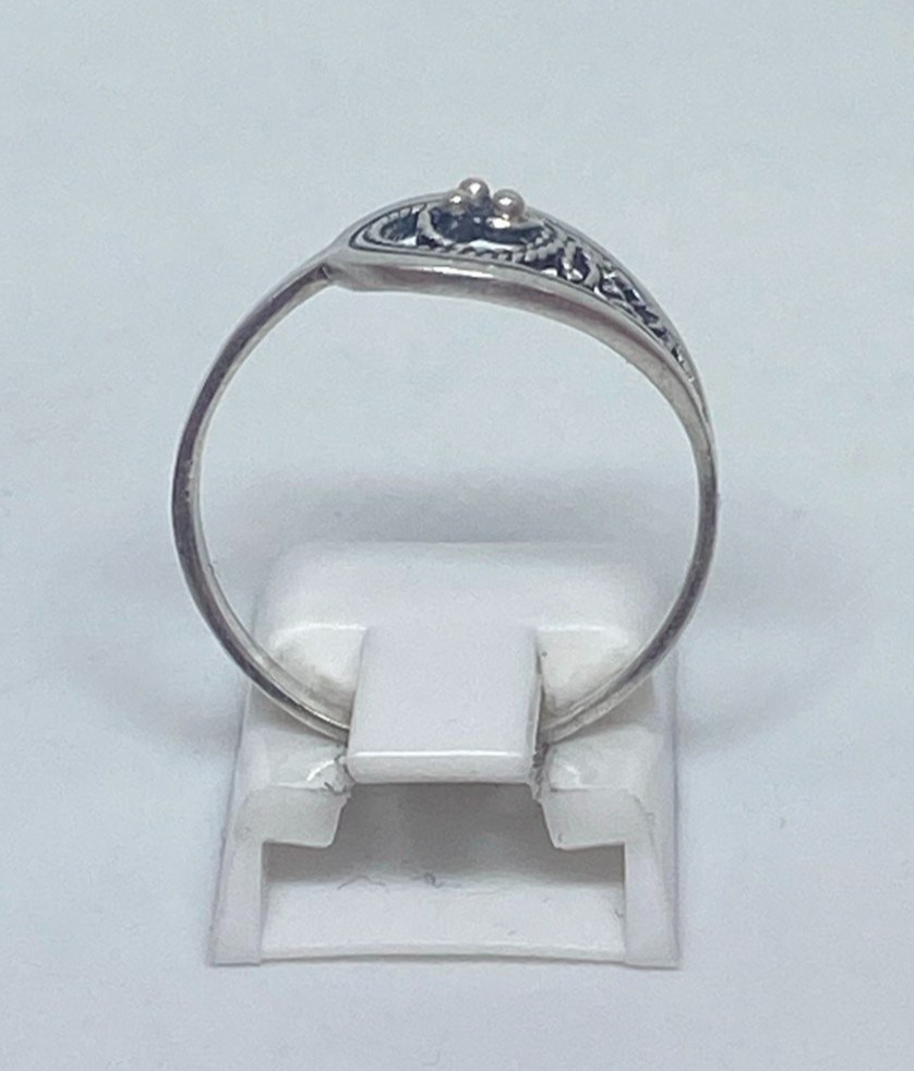 Vintage rings made of 925 silver, Size 7.5 . Weight 1.53 g.Jewelry from Ukraine