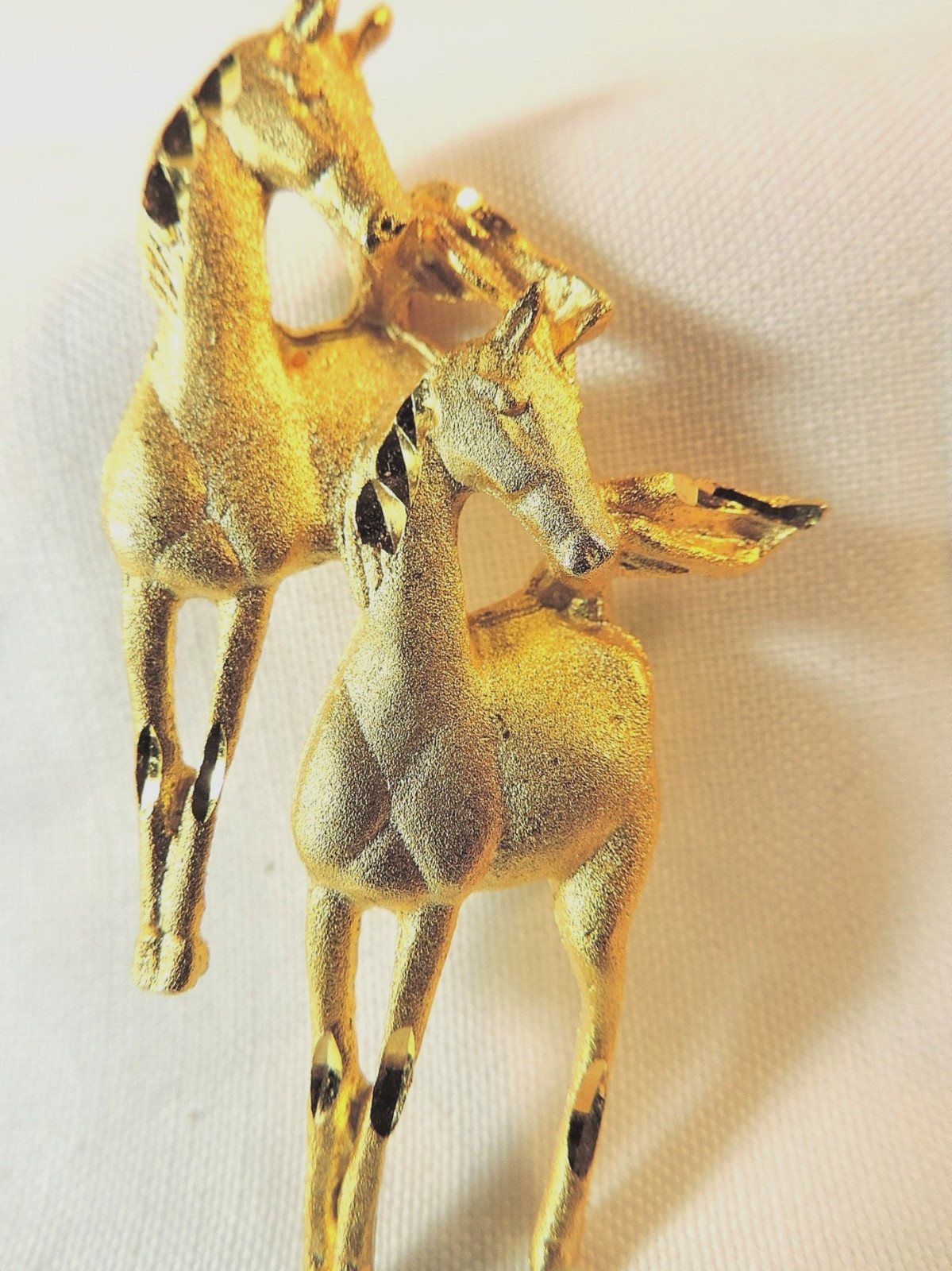 Vintage Gold Tone Brushed Metal Horses Scatter Pin Equestrian