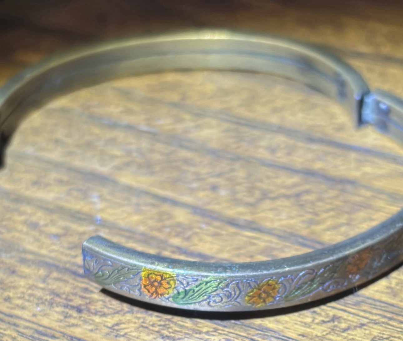 Antique Vintage Circa 1920-1930’s Portrait Tin and Floral Hinged Bangle Bracelet