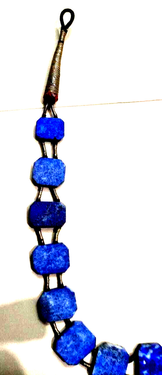 VINTAGE RARE ANTIQUE LAPIS LAZULI OPAQUE BLUE STONE CUT POLISHED 15 NO NECKLESS