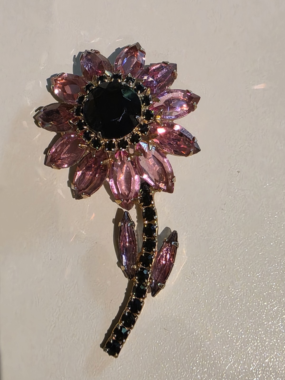 Vintage Pink Black Rhinestone Flower Cluster Prong Set Brooch Pin