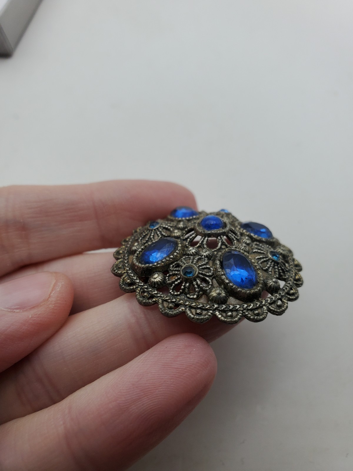 New England Glass Works Vintage Blue Brooch Art Deco Pin Blue Rhinestones 1.5″