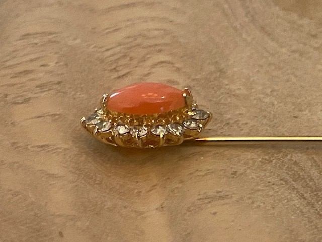 Vintage 1980s Set of Pink Coral & Dimond Pin and Stud Earrings – Gold Plated