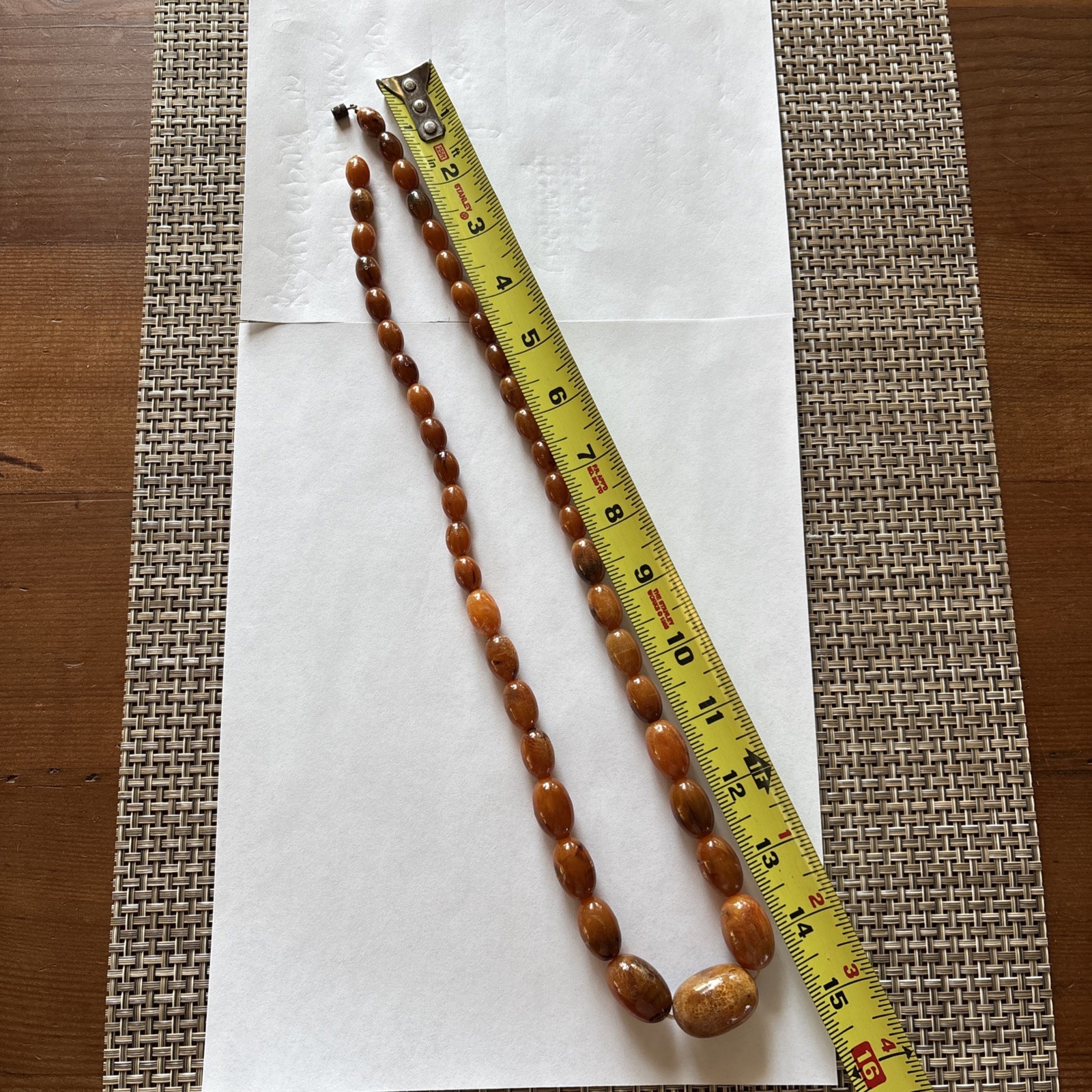 Vintage Resin Or Bakelite Or Catalin Marbled Amber Graduated Oval Bead Necklace