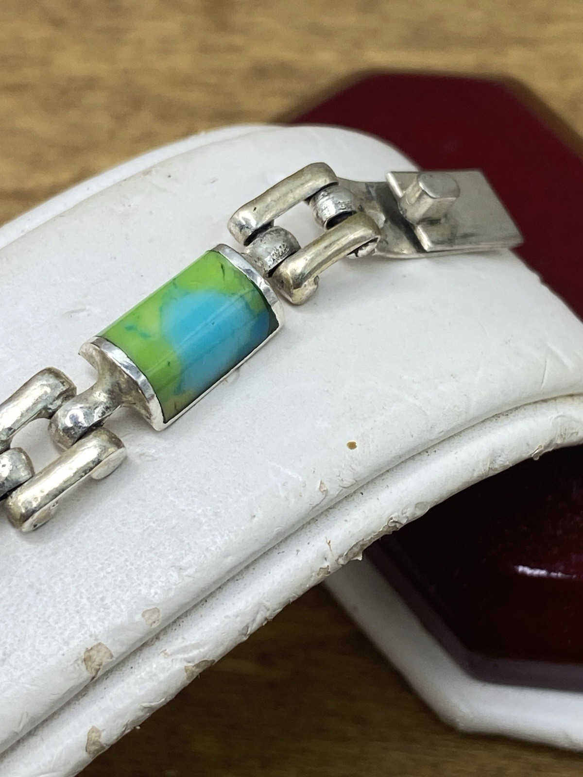 Vintage 1980s Mexico Mosaic Inlaid Art Glass Silver Tone Bracelet 7″