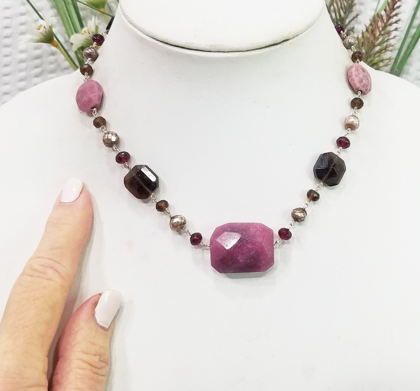 Vintage Muted Pink Faceted Jasper & Brown Crystal Rosary Style Choker Necklace