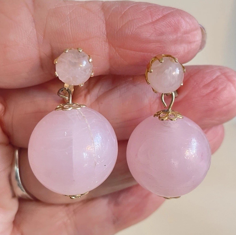 Vintage Pink Large Lucite Ball Drop Dangle Clip On Earrings Thermoset Prong