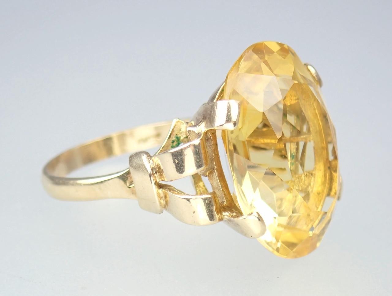 Beautiful Vintage Mid Century 9K Gold 13.3Ct Citrine Cocktail Ring 1960s Sz 8.25