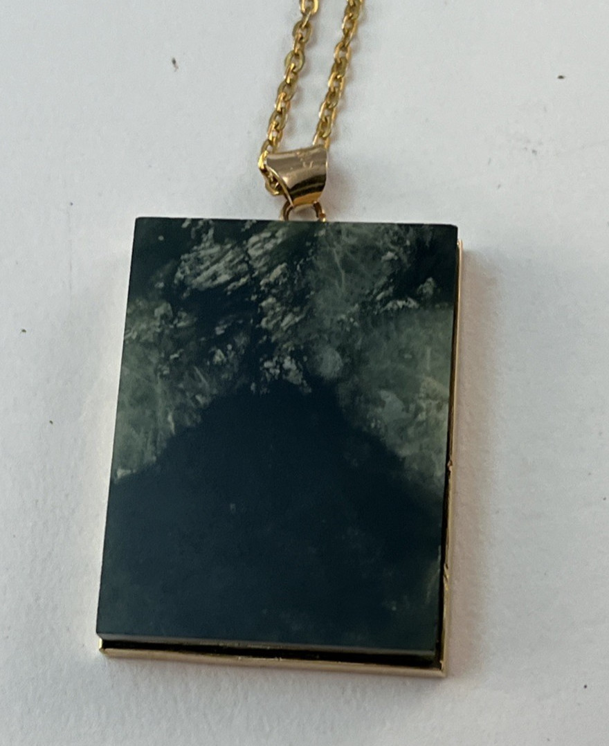 Gold Tone 18″ Chain Necklace Flying Dragons Dark Green Jade Pendant