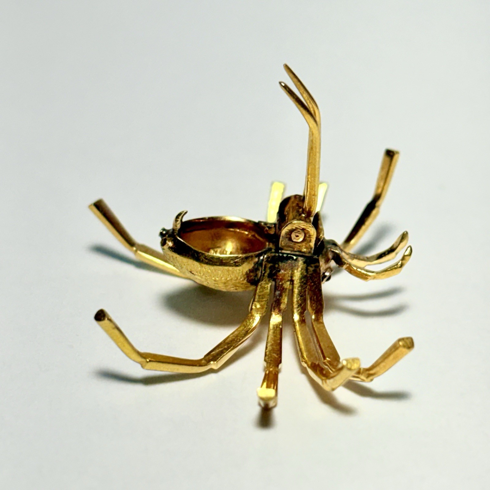 18K Yellow Gold Spider 39mm Brooch Pin 5.0g