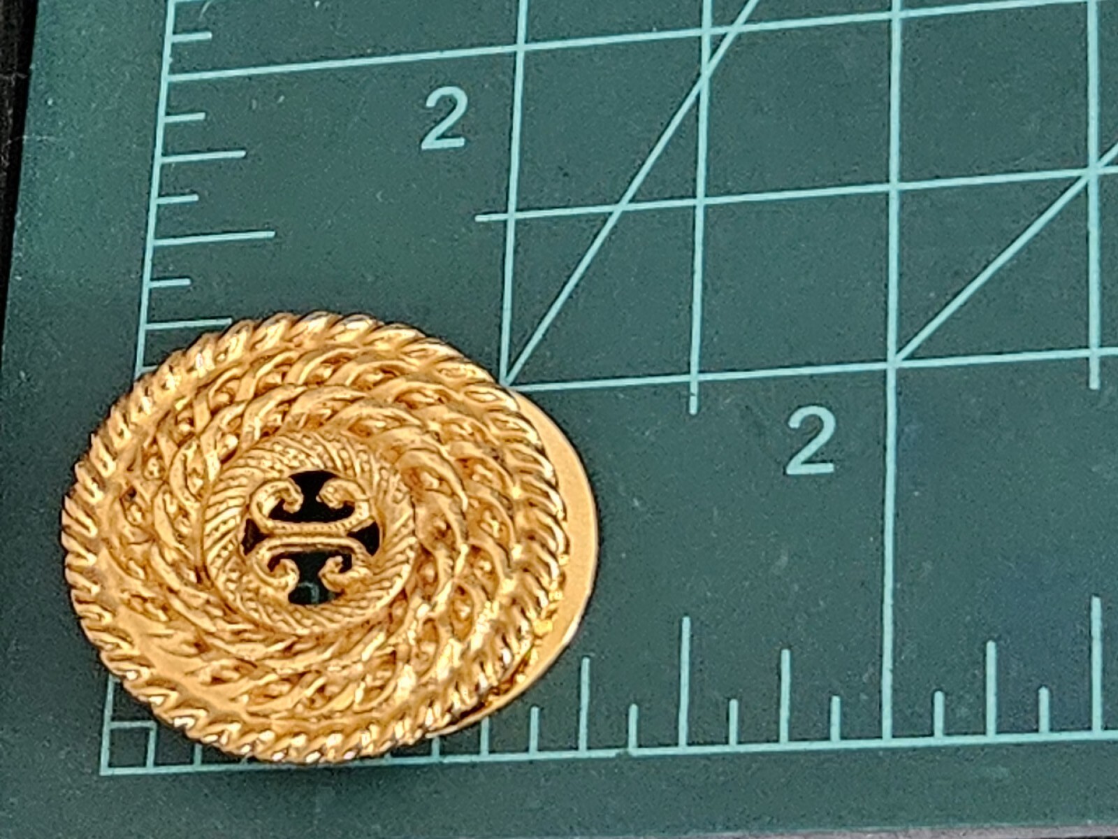 Vintage Signed Gay Boyer Gold Tone Scarf Clip