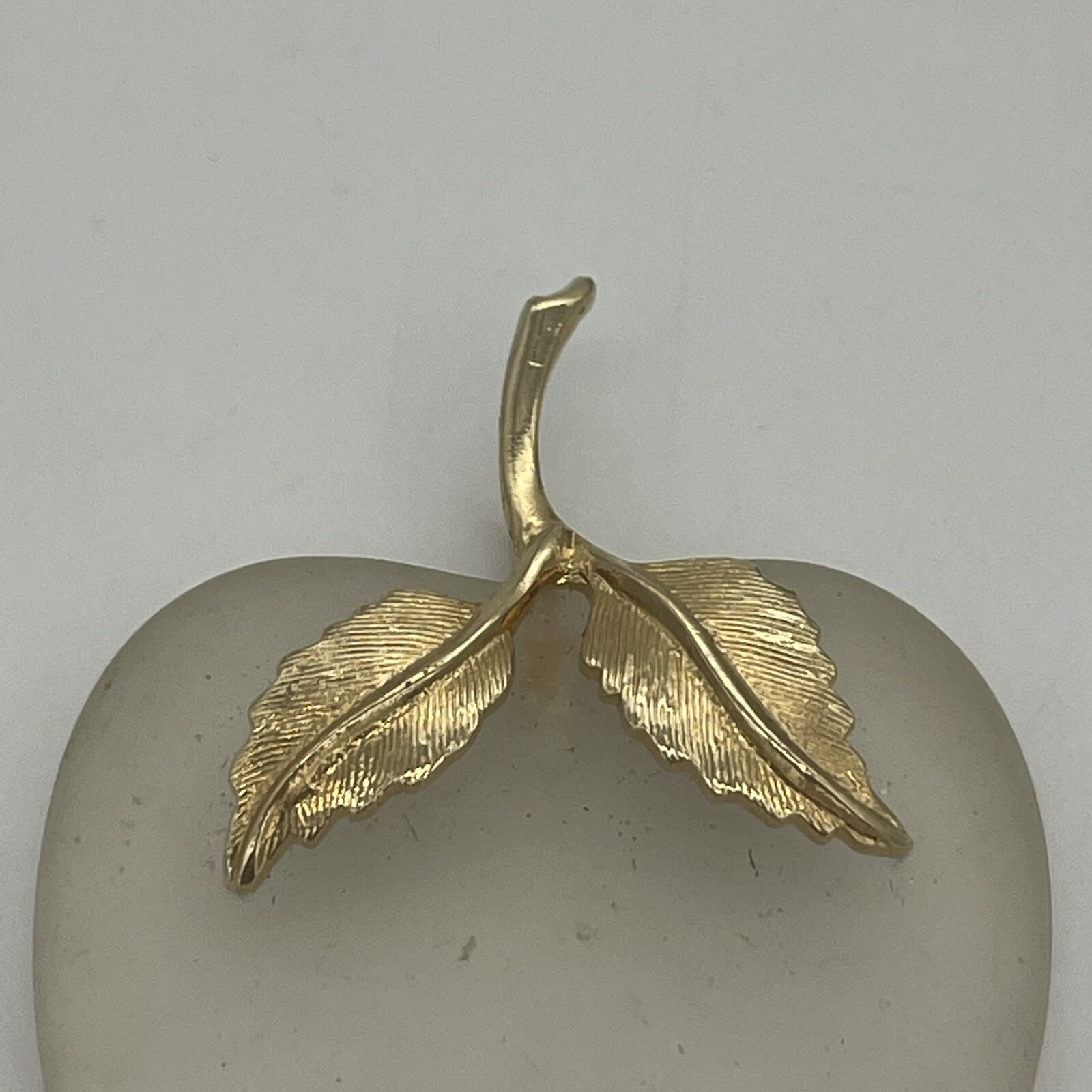Vintage Avon Frosted Glass Gold Tone Apple Necklace Pendant Only Teacher Gift