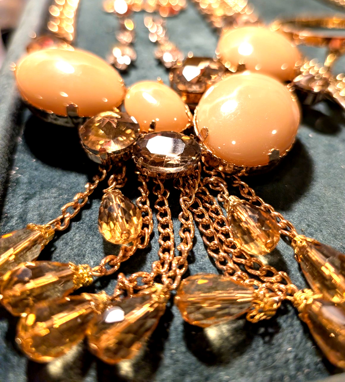 Gold Tone Lot Acrylic Cabochons & Crystal Teardrop Tassels Statement Necklace
