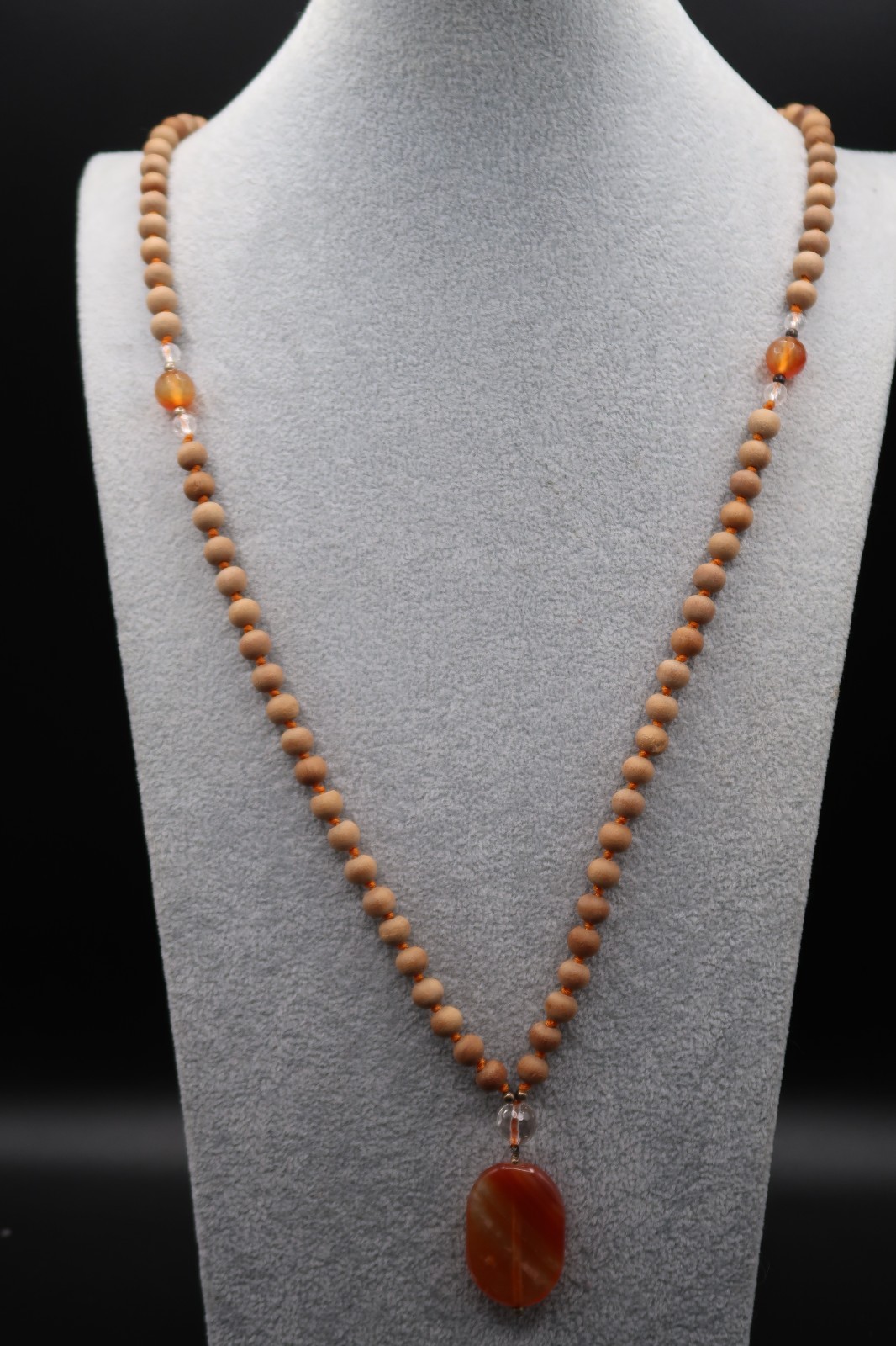 Vtg Hand Knot Strung Wood Bead Carnelian Agate Pendant Necklace Blooming Lotus