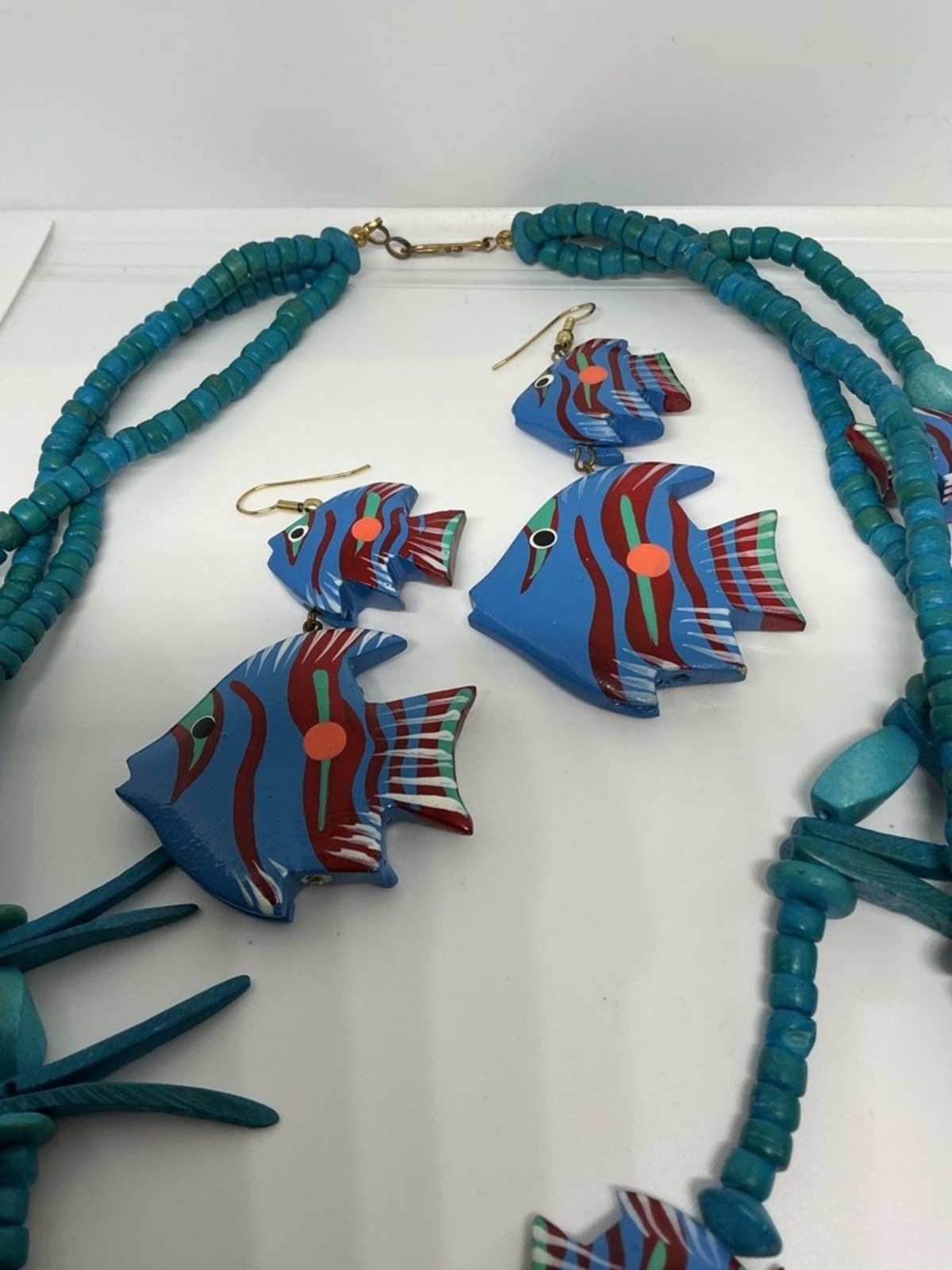 Vintage Tropical Fish Wood Bead Necklace Earrings Parure Set Boho Novelty 1980s