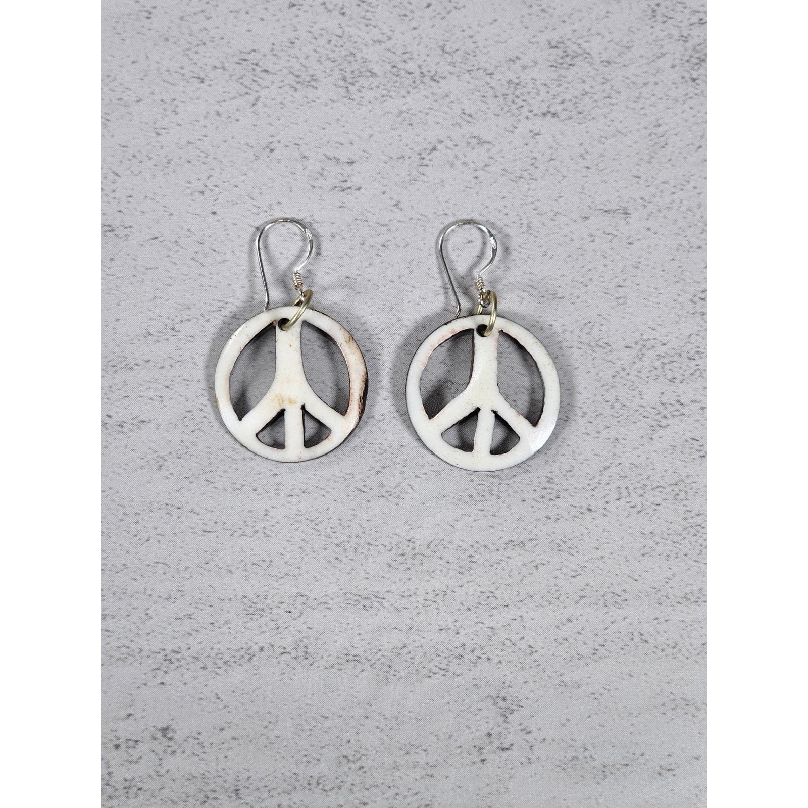 Vintage Peace Sign Dangle Earrings White Brown Two Tone Boho