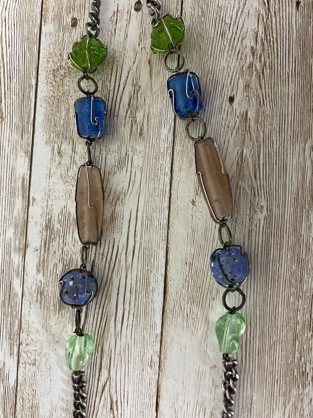 VTG Wire Wrapped Cage Glass Bead Silver Tone Necklace Pastels Pink Green Blue