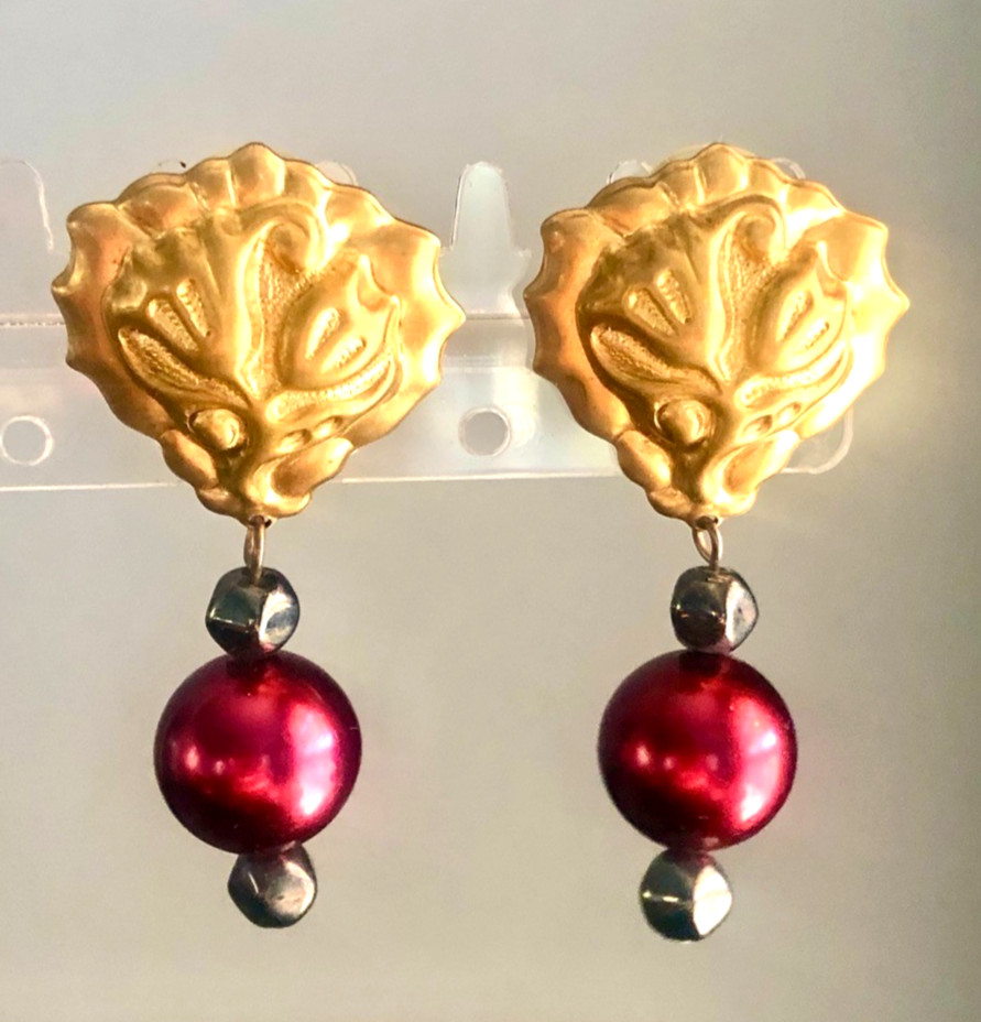 VTG Floral Medallion POST EARRINGS Embossed Gold Tone w Dangle Drop Maroon Bead