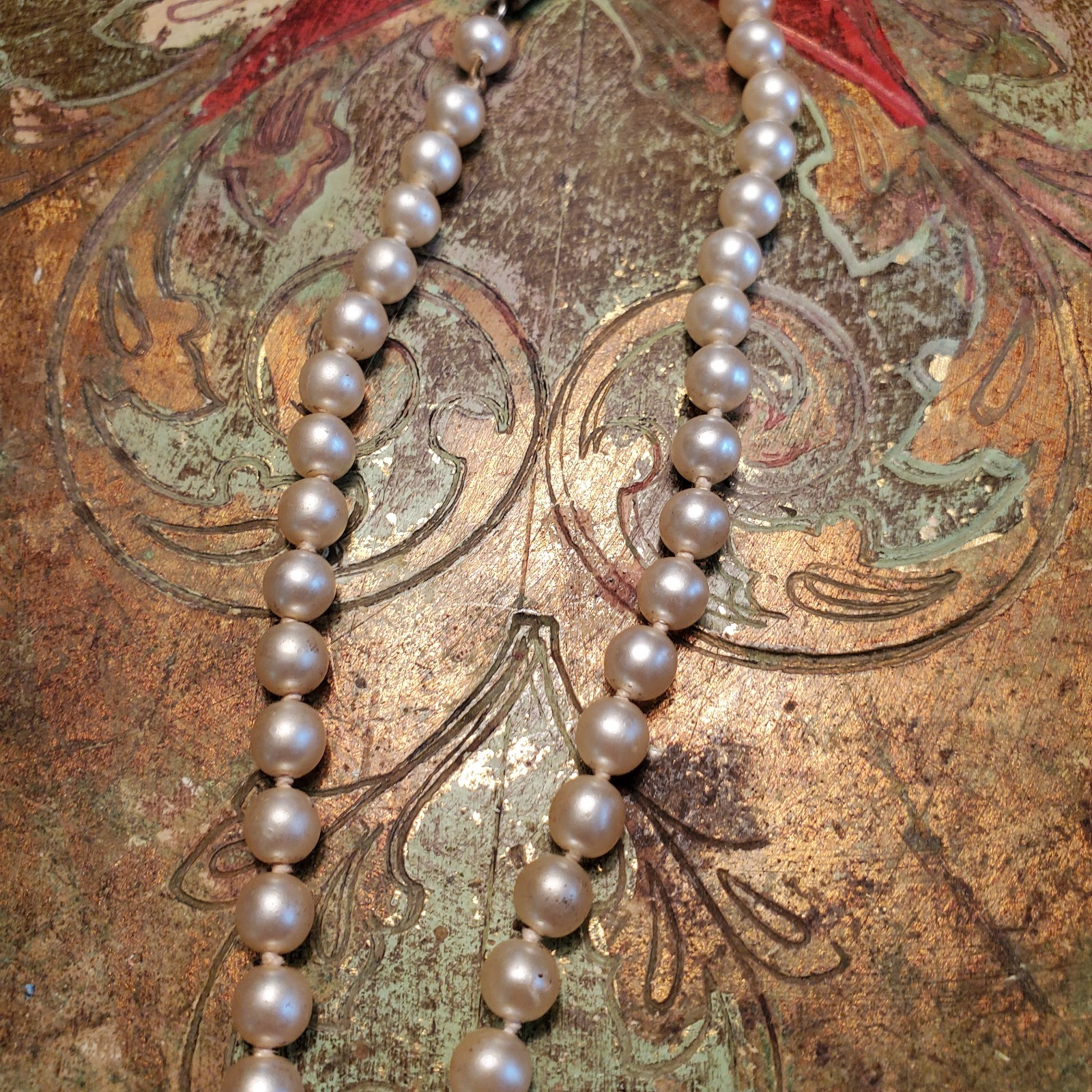Vintage 15″ Faux Pearl Necklace Hand Knotted Hexagon Screw Clasp