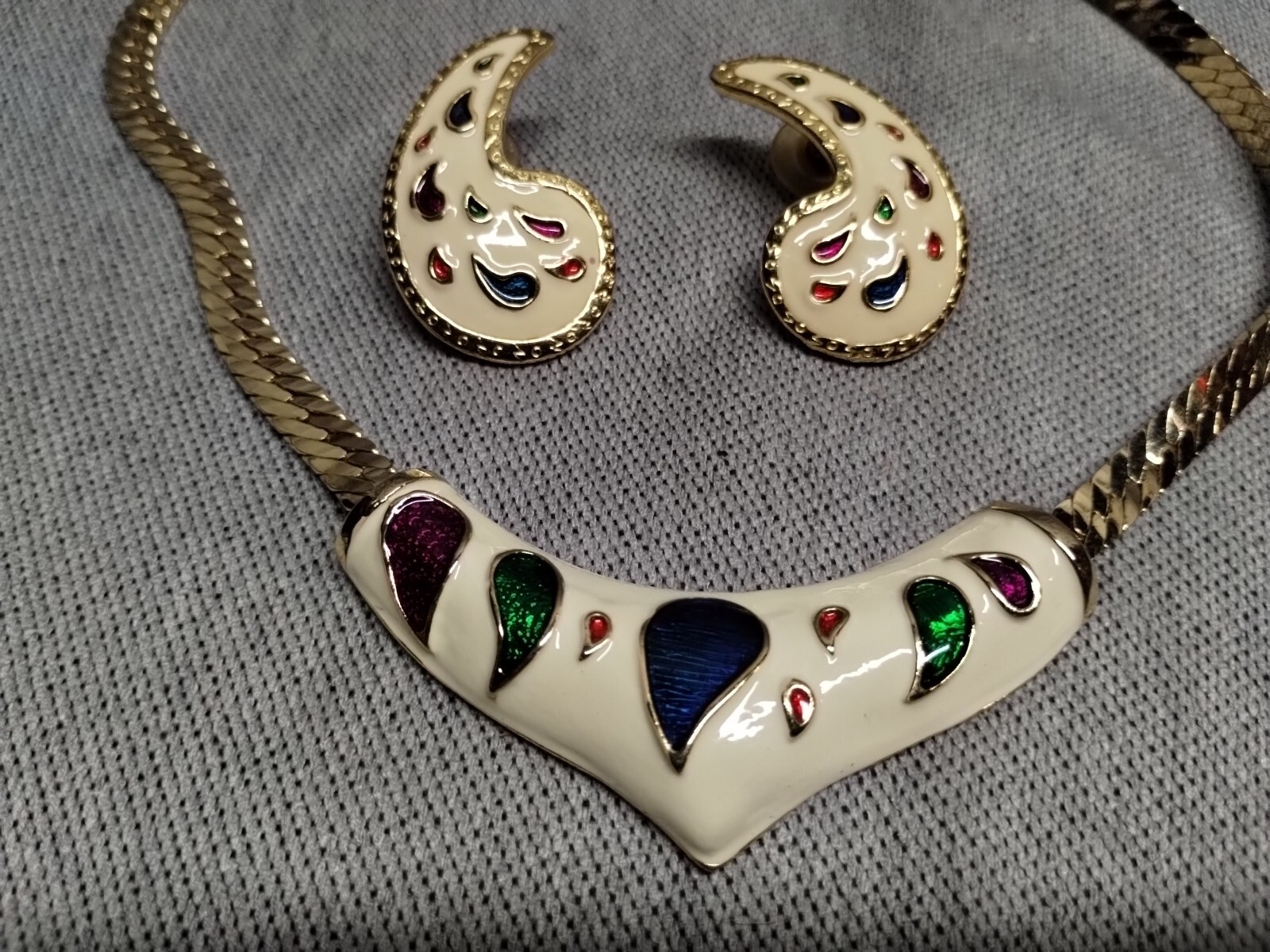 Vintage Necklace & Earrings Multicolor Enamel Finish Pre-owned