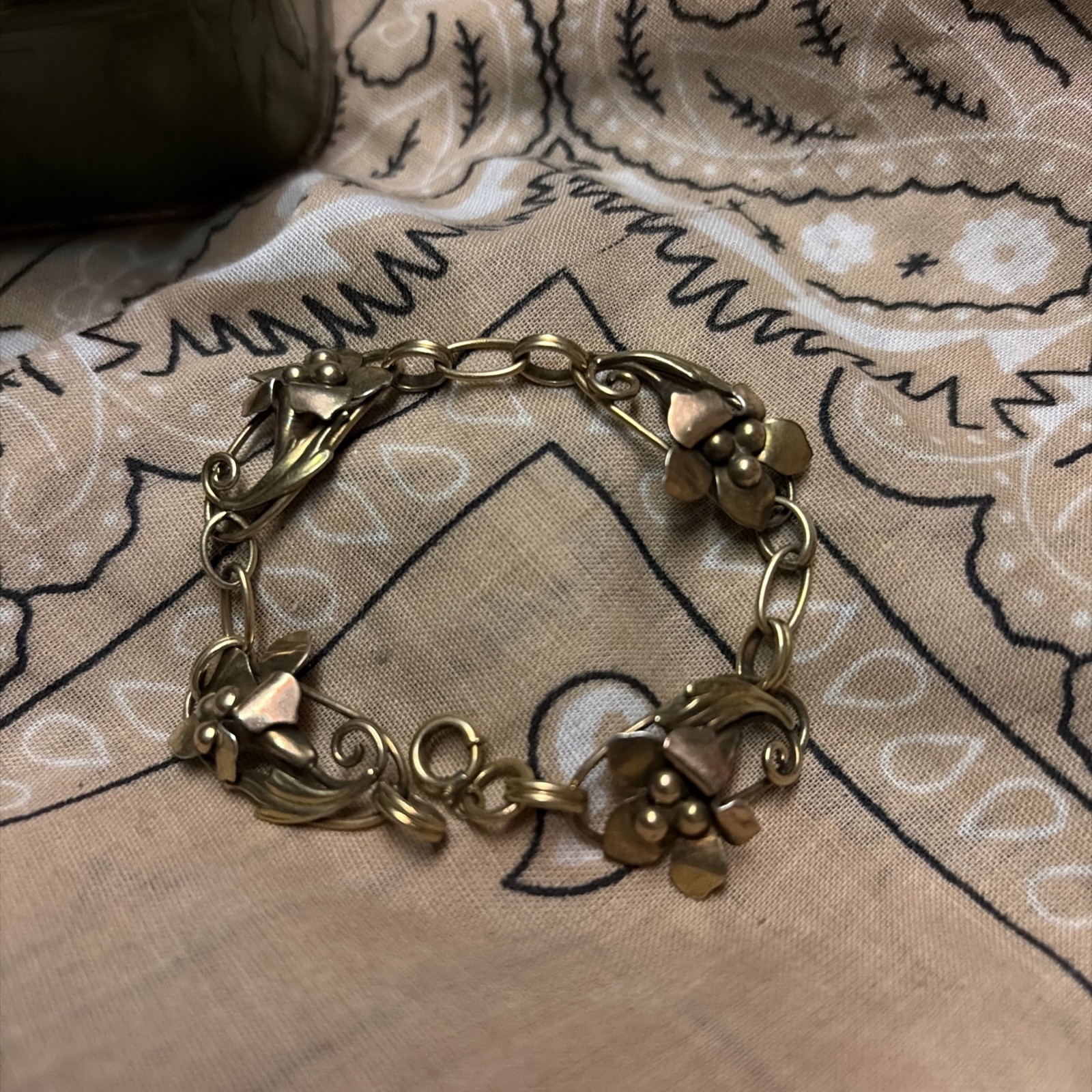 VTG Carl Art Signed 1/20 12K Gold Filled on Silver Flower Link Bracelet 7 1/4”
