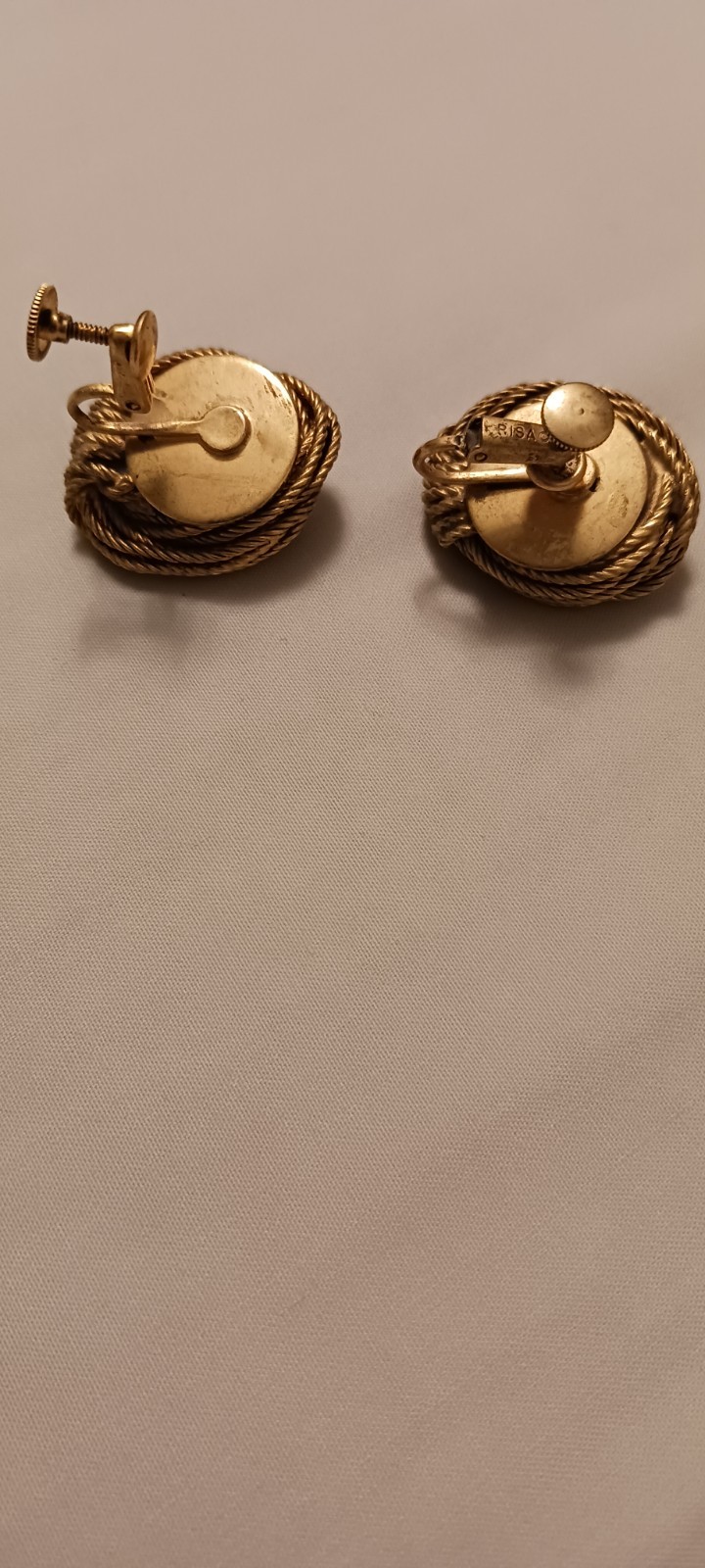 Vintage MABE Blue-Gray Pearl and Gold Tone Pin/Brooch And Earring Set