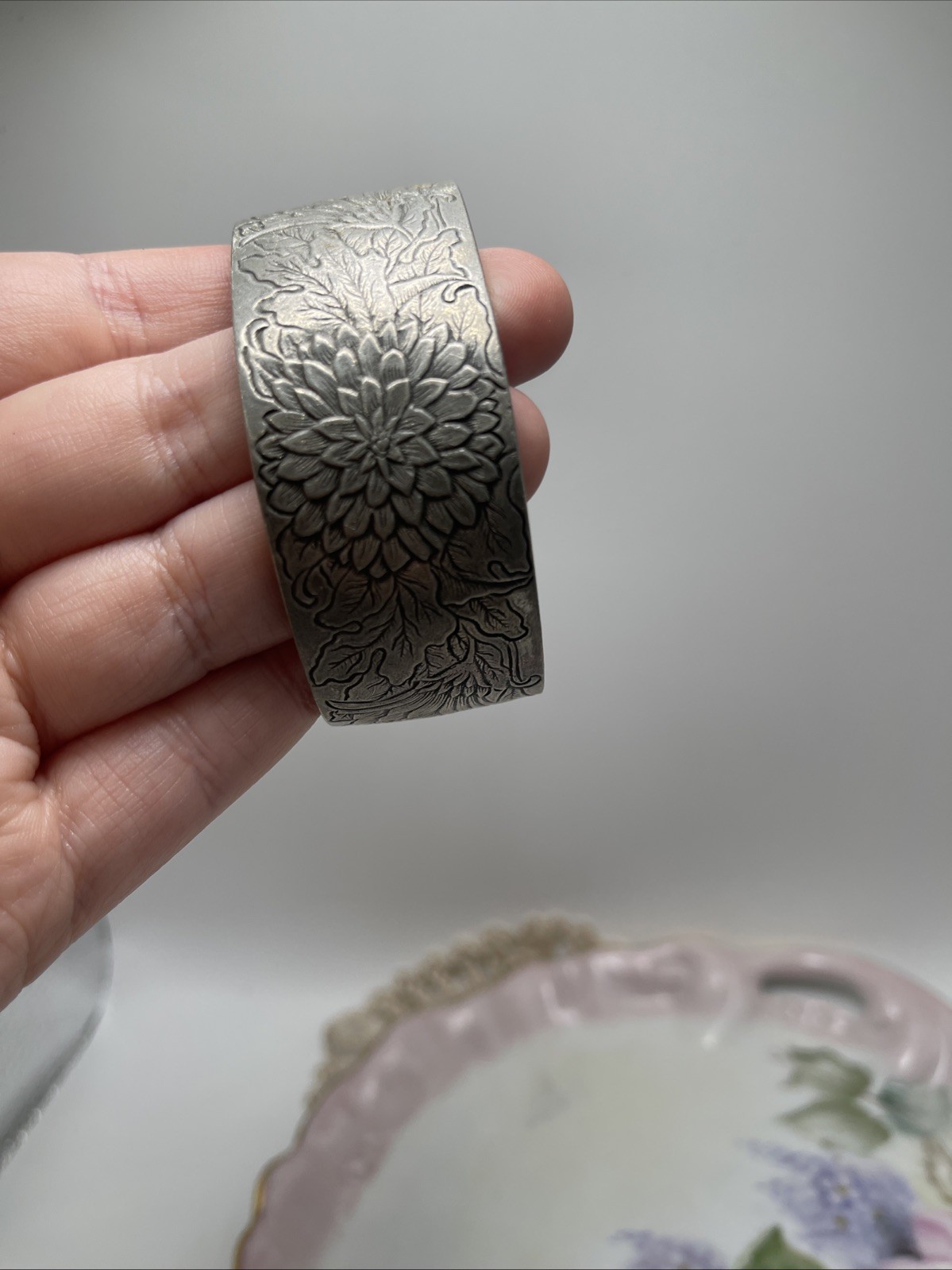 November flower pewter bracelet Salisbury Pewter